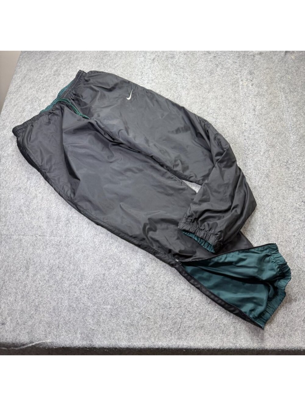 Nike Windbreaker Track Pants Men L Black 32" Nylon Baggy Vintage Ankle Zip